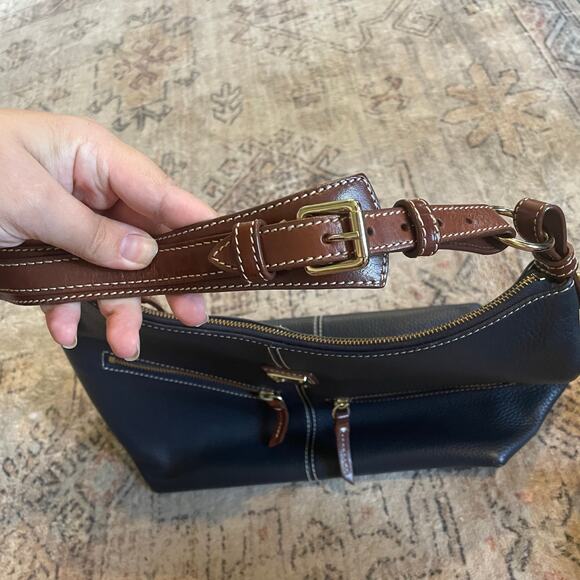 Dooney & Bourke Mary Bag Marine Blue Pebbled Leather Hobo Purse Navy EUC - Picture 4 of 9